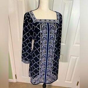 WHBM pattern tunic. Blk Wht Blue. Silver Brocade details 3/4 sleeve M